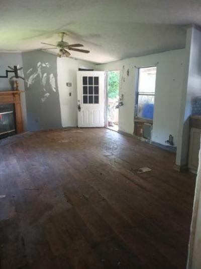 Photo 3 of 8 of home located at 144 Susan Dr Brandon, MS 39042