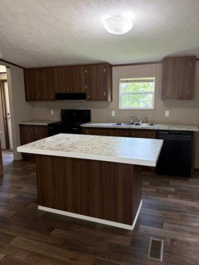 Photo 3 of 23 of home located at 1206 Quinlivan Road McComb, MS 39648