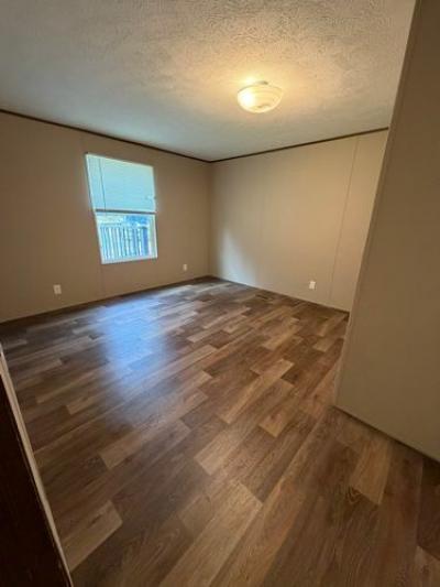 Photo 4 of 23 of home located at 1206 Quinlivan Road McComb, MS 39648