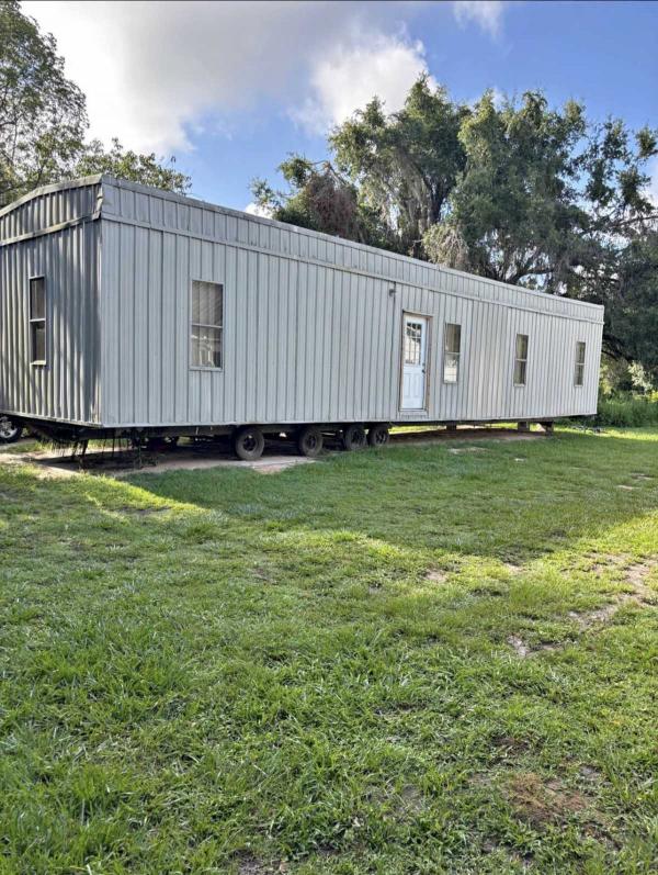  Mobile Home For Sale