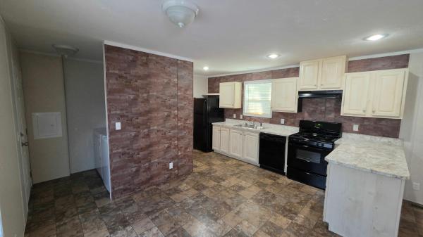 2017 Clayton Homes Inc Mobile Home For Sale