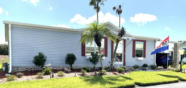 2004 Homes of Merit Mobile Home For Sale