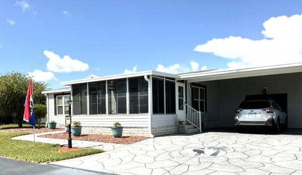 2005 Homes of Merit Mobile Home For Sale