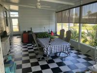 1984 Glen HS Manufactured Home