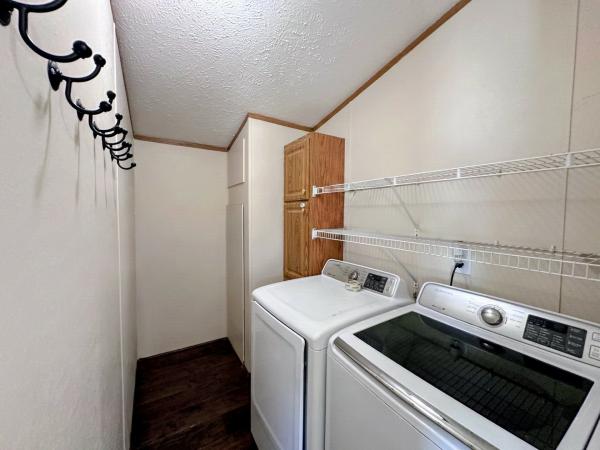 1999 Skyline Mobile Home