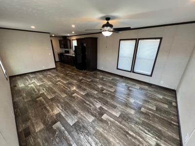 Mobile Home at 330 Yorkshire Newport, MI 48166