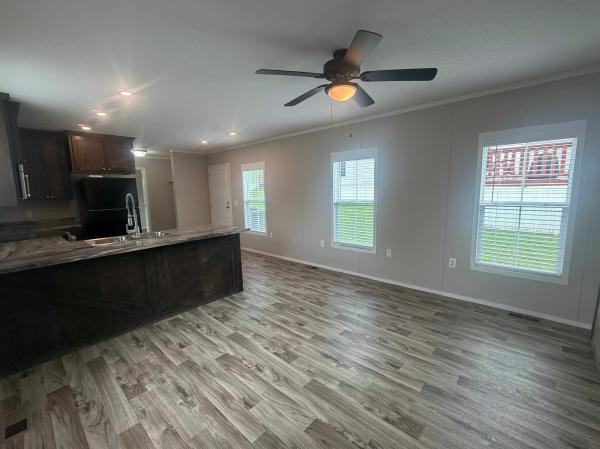 2024 Sunshine Homes ARC1664-8011 Mobile Home