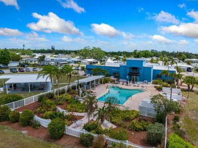 Photo 5 of 6 of home located at 3835 Edam Street Sarasota, FL 34234
