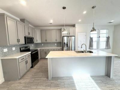 Photo 2 of 21 of home located at 7500 E Voyager Rd Site 2 Tucson, AZ 85756