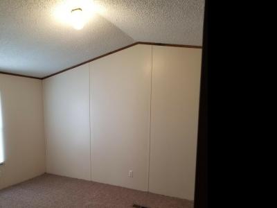 Photo 5 of 9 of home located at 5702 Angola Rd. #320 Toledo, OH 43615