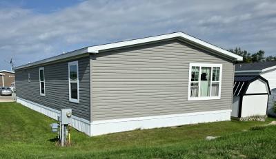 Photo 3 of 18 of home located at 517 Laurel Court Hastings, MI 49058