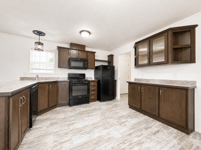 Photo 4 of 20 of home located at 11972 Springbrook Court #60 Romeo, MI 48065