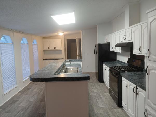 1996 Four Seasons UNK Mobile Home