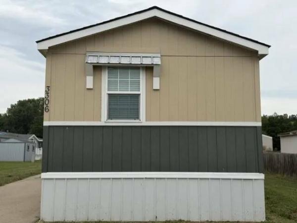 Photo 1 of 2 of home located at 3306 Ringneck Crossing Salina, KS 67401