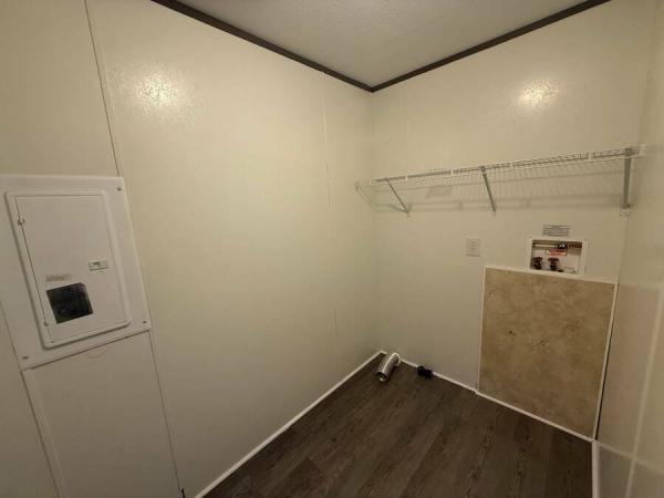 2017 04-CHG-CH2856B  Home