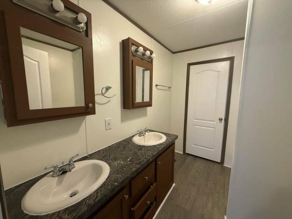 2017 04-CHG-CH2856B  Home