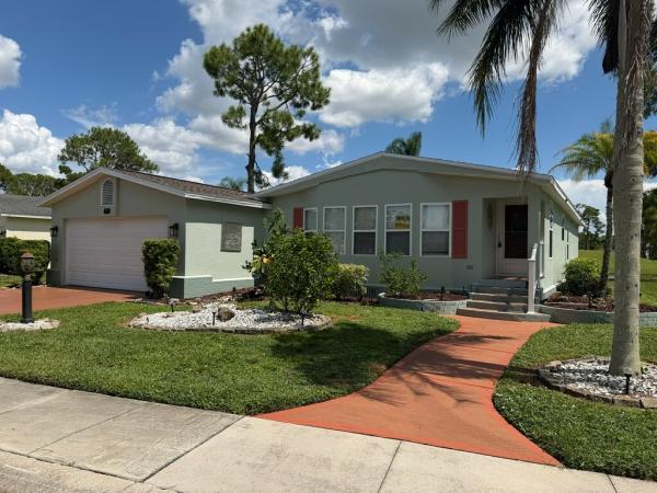 Photo 1 of 2 of home located at 1917 Madera Drive North Fort Myers, FL 33903