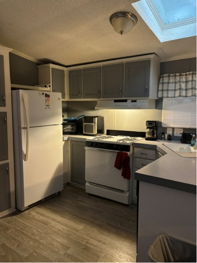 Photo 4 of 9 of home located at 43266 Bonaparte Ave, #124 Sterling Heights, MI 48314