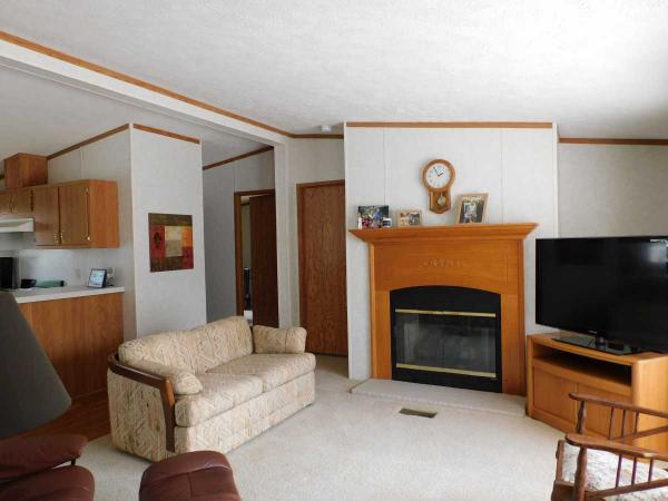 2002 Century Manufactured Home