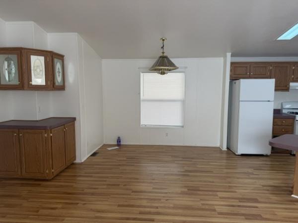 2000 Fleetwood LKPOIN Manufactured Home