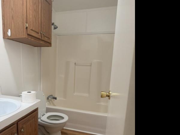 2000 Fleetwood LKPOIN Manufactured Home