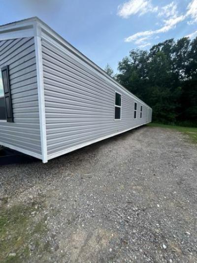 Photo 2 of 9 of home located at 505 Blacken House Rd West Liberty, KY 41472