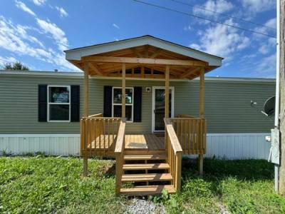 Photo 2 of 13 of home located at 153 Adams Lane Tazewell, TN 37879