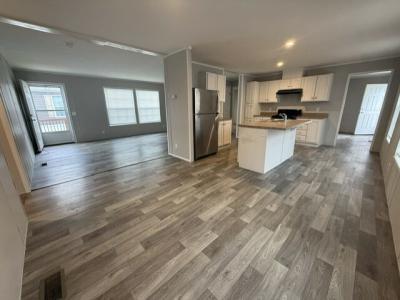 Photo 5 of 11 of home located at 389 Pin Oak Lane Flint, MI 48506