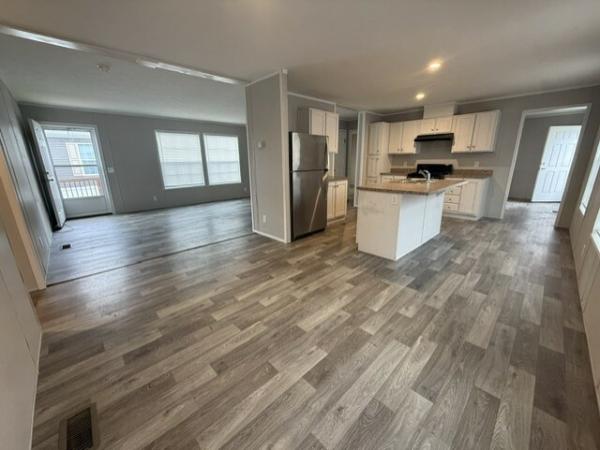 2022 Champion RFN2856907 Mobile Home