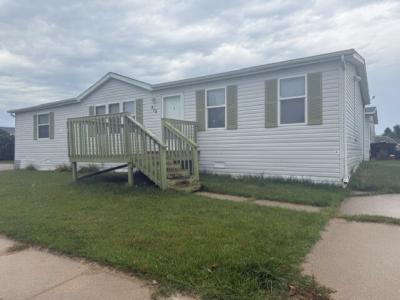 Photo 1 of 14 of home located at 510 White Willow Drive Flint, MI 48506