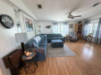 1985 Barrington Manufactured Home