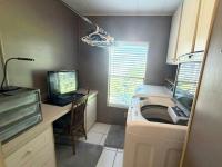 1985 Barrington Manufactured Home