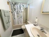 1985 Barrington Manufactured Home