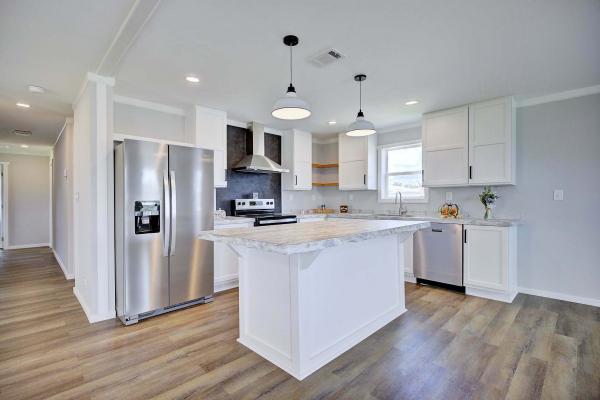 2025 Palm Harbor 26 340CS28563B  Home