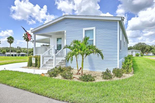 2025 Palm Harbor 26 340CS28563B  Home
