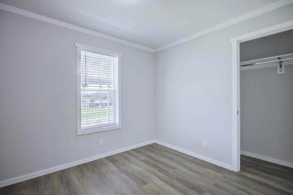 2025 Palm Harbor 26 340CS28563B  Home