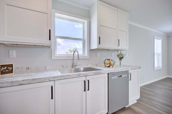 2025 Palm Harbor 29 340CS28563A  Home
