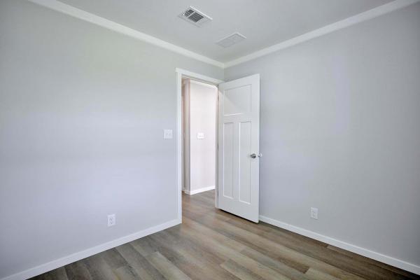 2025 Palm Harbor 29 340CS28563A  Home