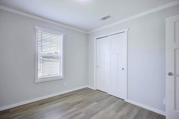 2025 Palm Harbor 29 340CS28563A  Home