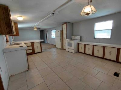 Photo 5 of 12 of home located at 1503 Saddle Trail Lakeland, FL 33815