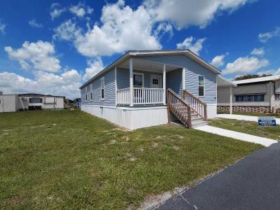 Photo 2 of 7 of home located at 831 Corral Drive Lakeland, FL 33815