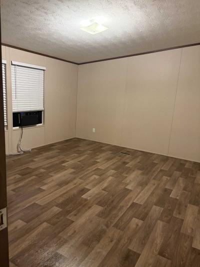 Photo 5 of 7 of home located at 25903 Kyren Ln Spring, TX 77389