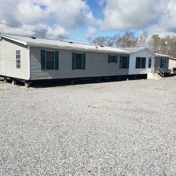 2000 Chandeleur Mobile Home For Sale