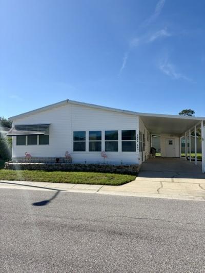Mobile Home at 5806 Naples Dr Zephyrhills, FL 33540
