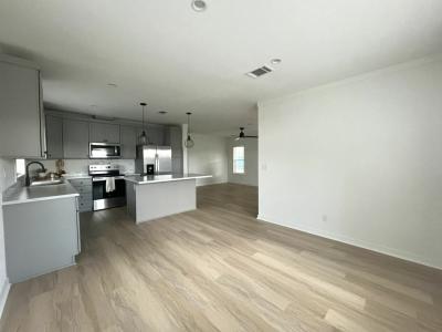 Photo 5 of 12 of home located at 7300 20th Street #412 Vero Beach, FL 32966