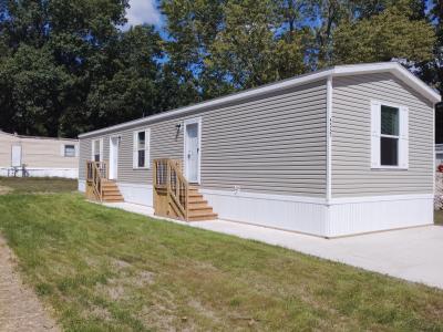 Mobile Home at 4537 Virgo Rockford, MI 49341