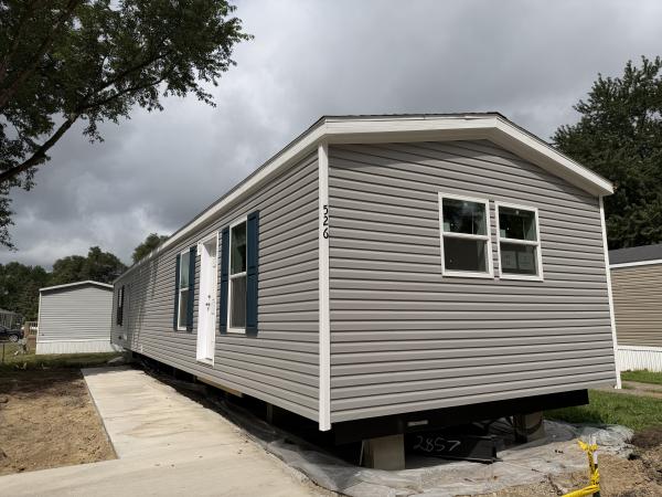 2027 Champion Home Builders, Inc. mobile Home
