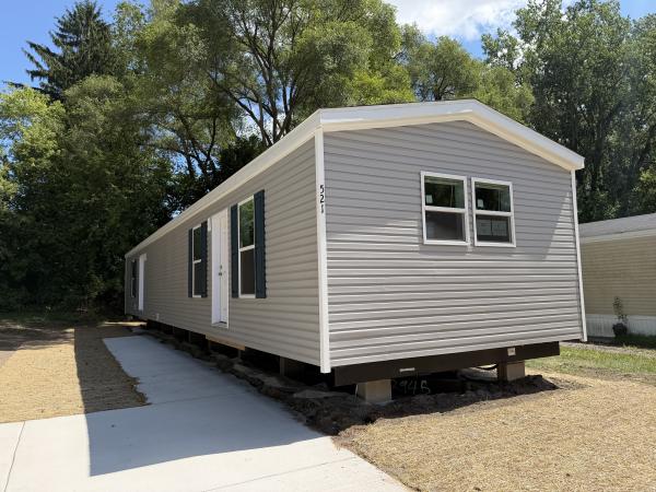 2027 Champion Home Builders, Inc. mobile Home