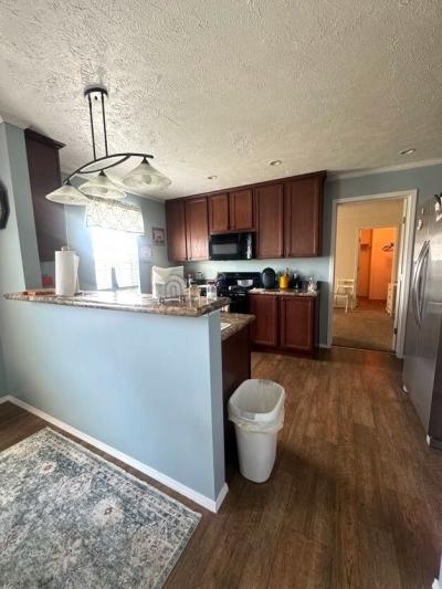Photo 5 of 23 of home located at 25189 Cheyenne Flat Rock, MI 48134