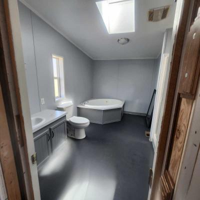 Photo 6 of 8 of home located at 1712 Pella Avenue Oskaloosa, IA 52577